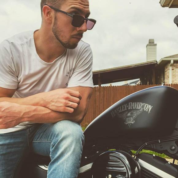 Meet your Posher, Bryan - Picture 1 of 1